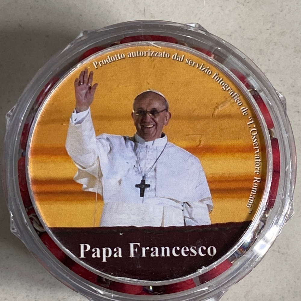 Rosary Beads Red Wood Blessed at the Vatican NIB - Picture 6 of 6